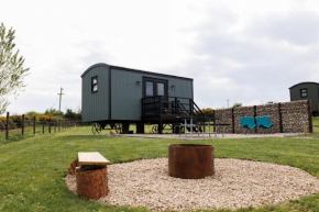Quarterlands Glamping, Shepherds hut Bracken